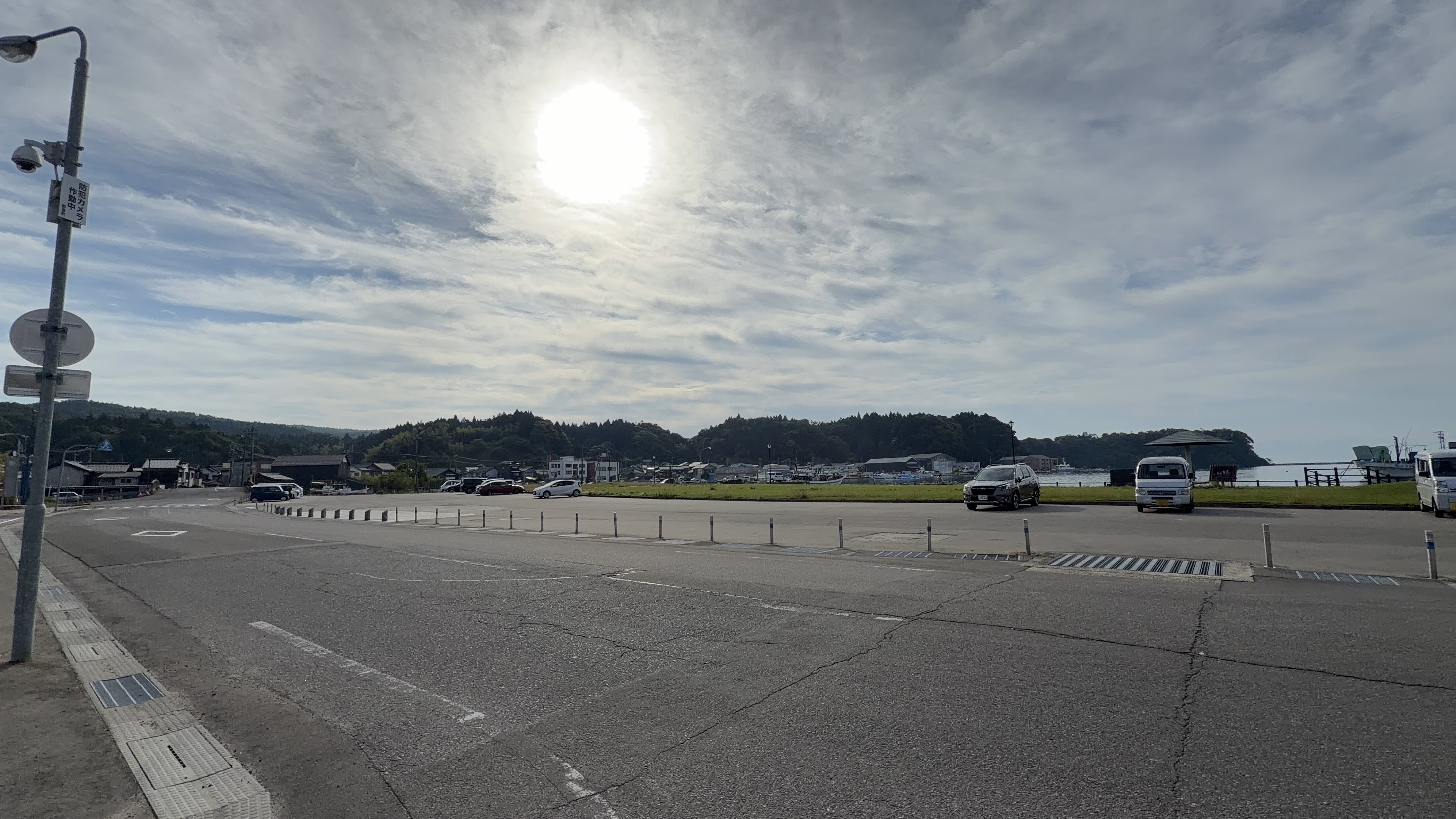 いやさか広場と海方面